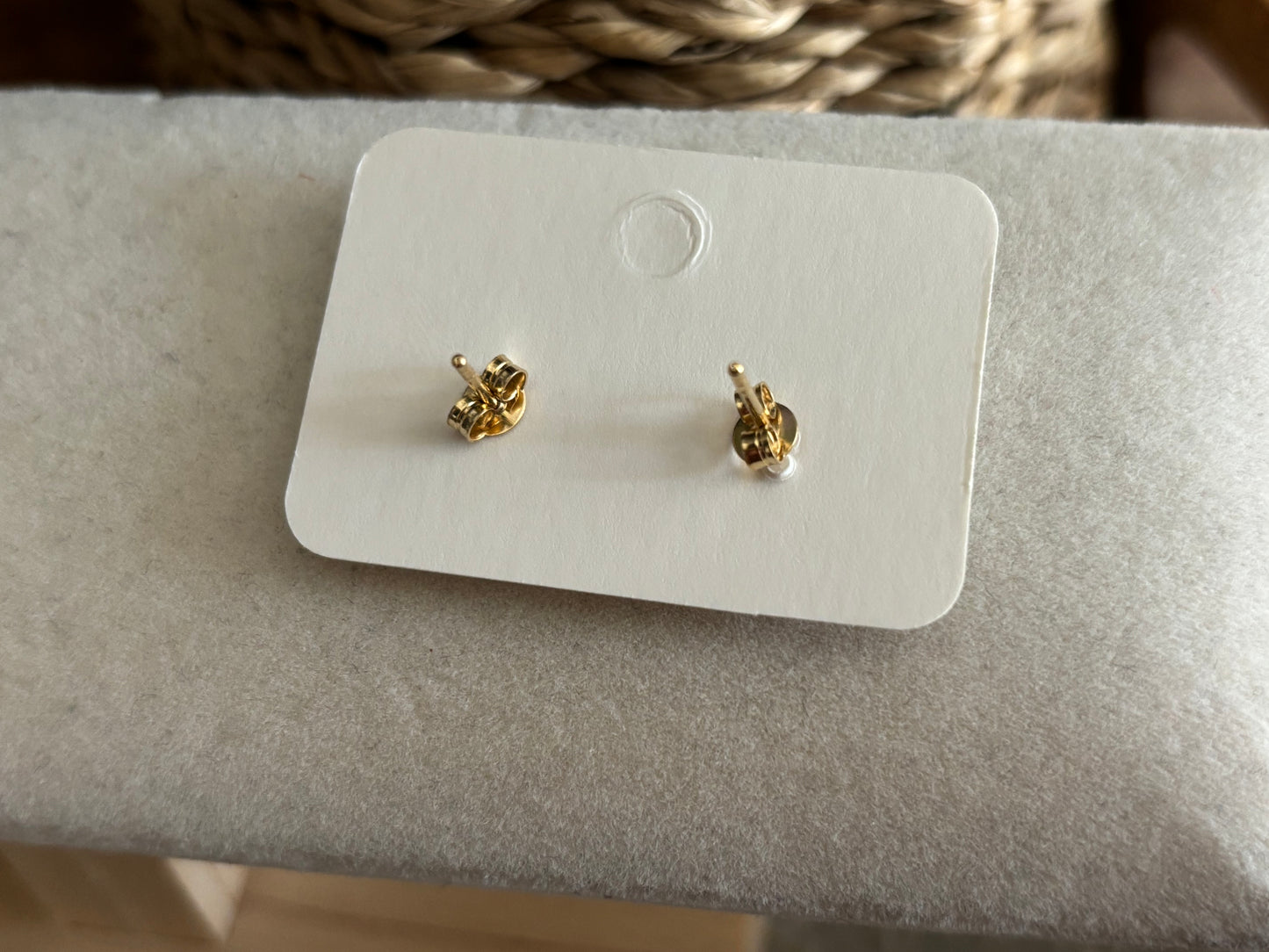 18K Real Gold Stud