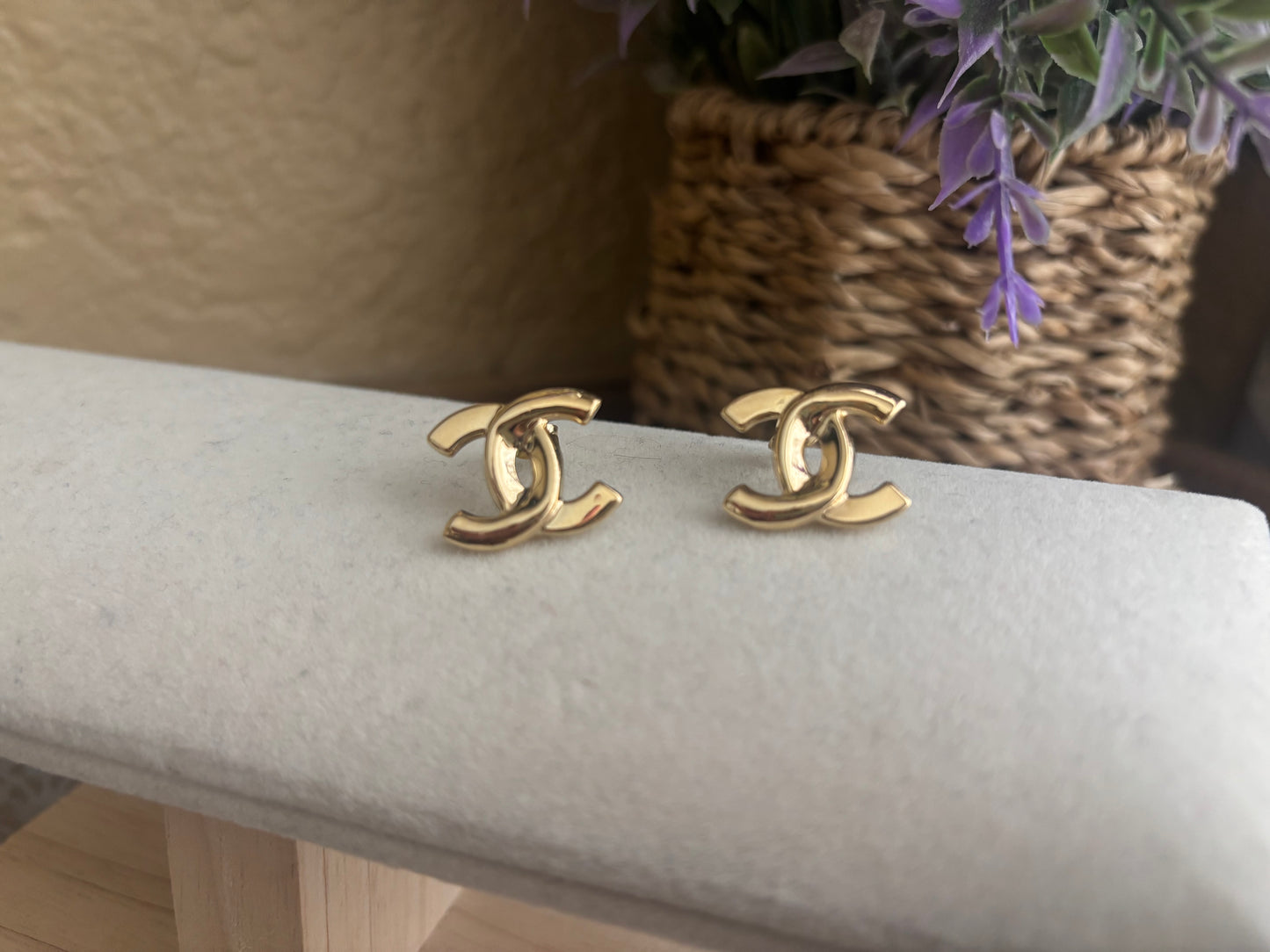 18K Real Gold Stud