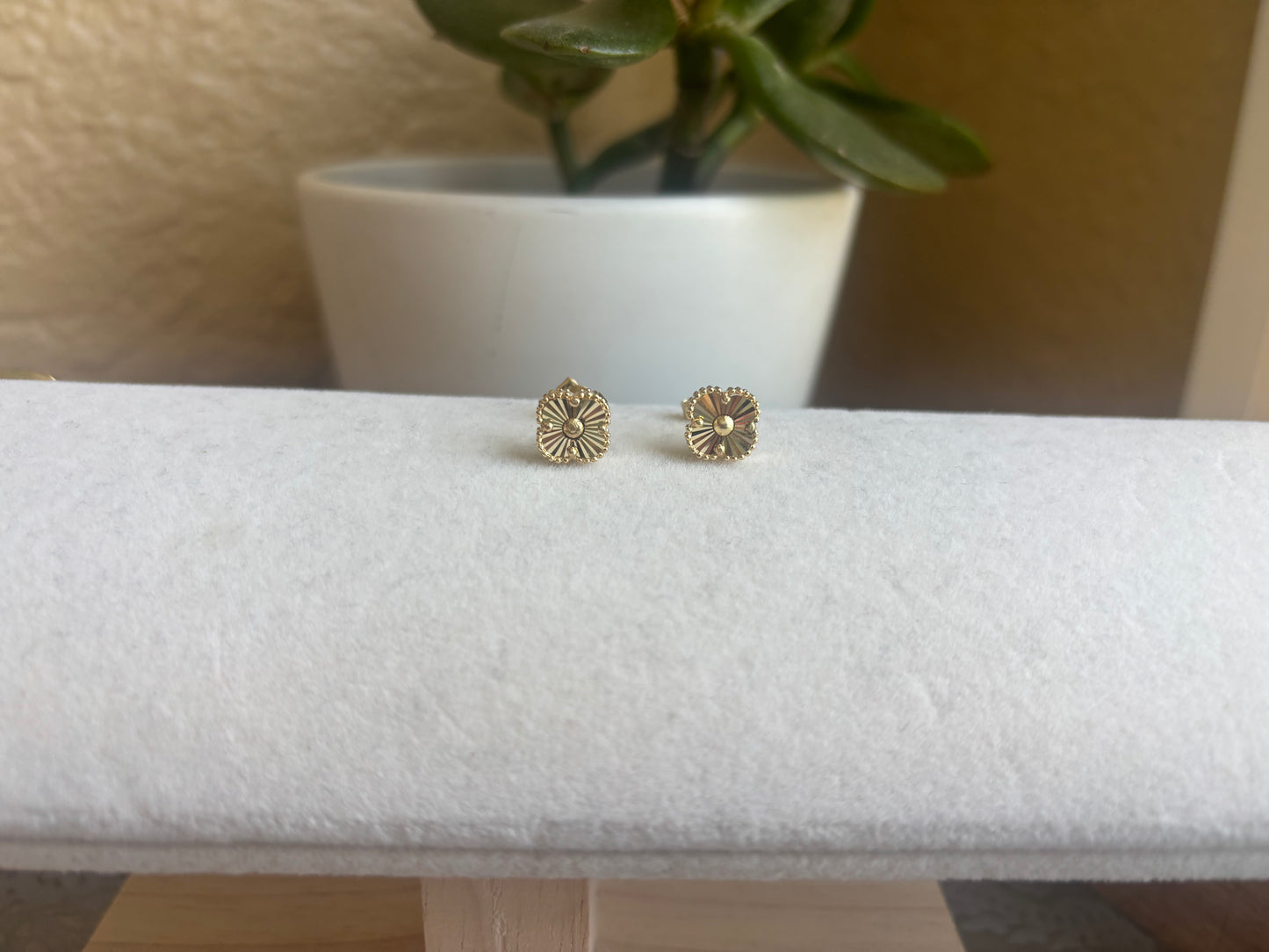 18K Real Gold Clover