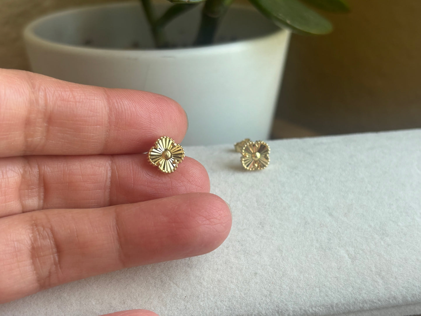 18K Real Gold Clover