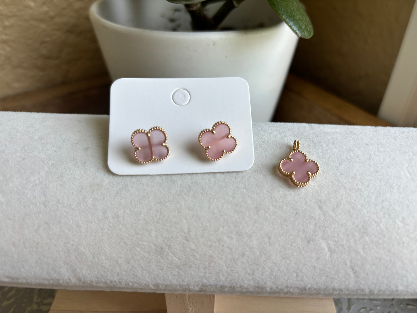 18K Real Gold Pink Opal